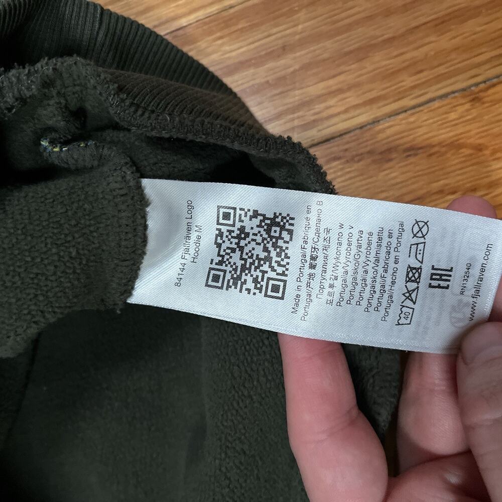 Fjallraven Logo Hoodie Mens Medium Green Pullover Sweatshirt Logo 84144 - Picture 4 of 8
